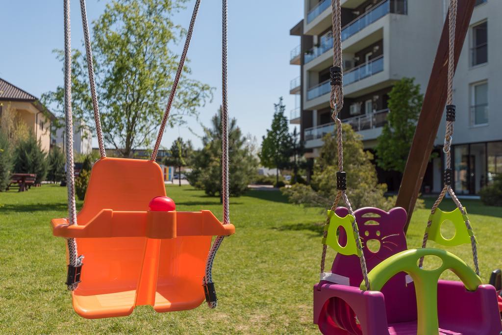 Bucharest Airport Suites & Villas 奥托佩尼 外观 照片