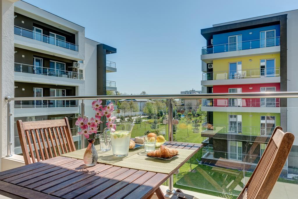 Bucharest Airport Suites & Villas 奥托佩尼 外观 照片