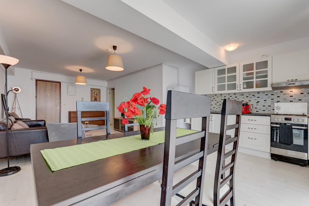 Bucharest Airport Suites & Villas 奥托佩尼 外观 照片