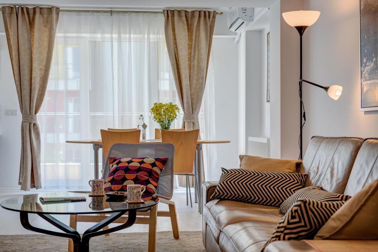Bucharest Airport Suites & Villas 奥托佩尼 外观 照片