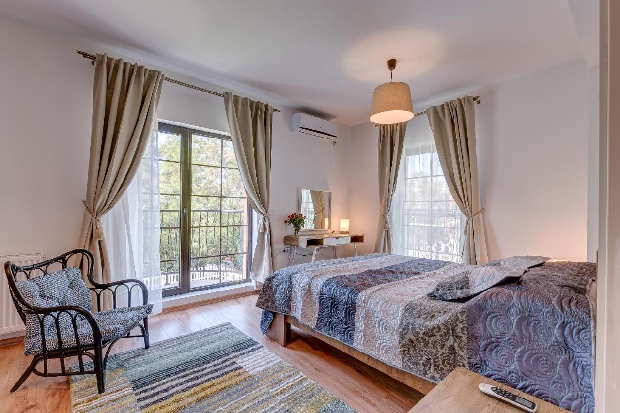 Bucharest Airport Suites & Villas 奥托佩尼 外观 照片