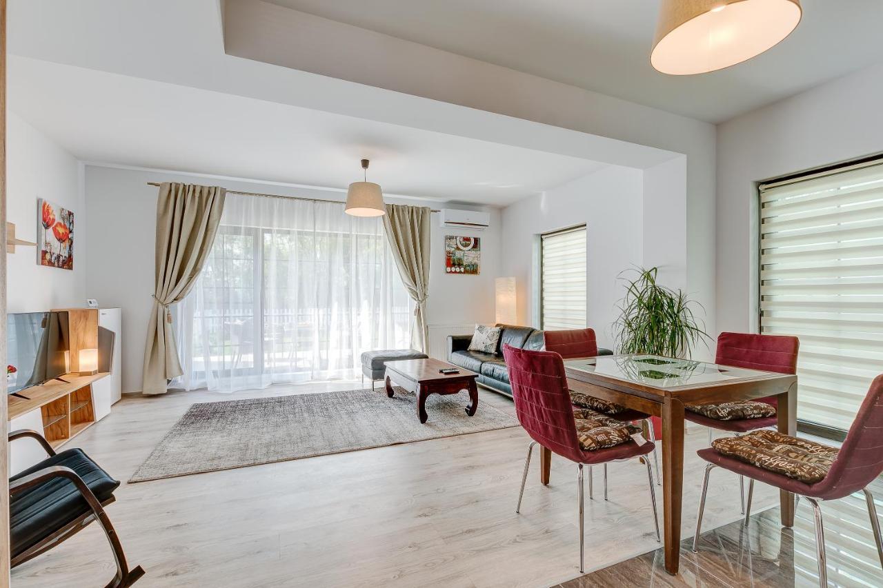 Bucharest Airport Suites & Villas 奥托佩尼 外观 照片