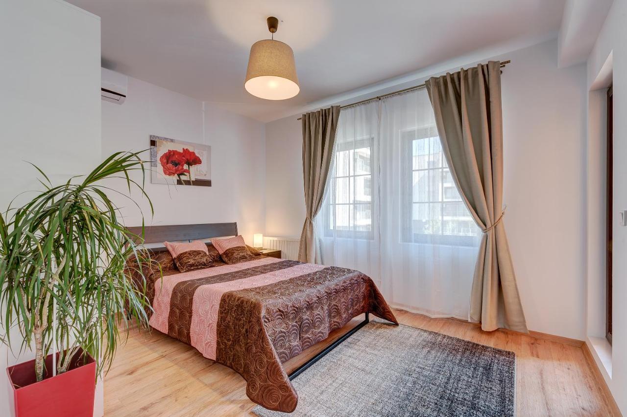 Bucharest Airport Suites & Villas 奥托佩尼 外观 照片