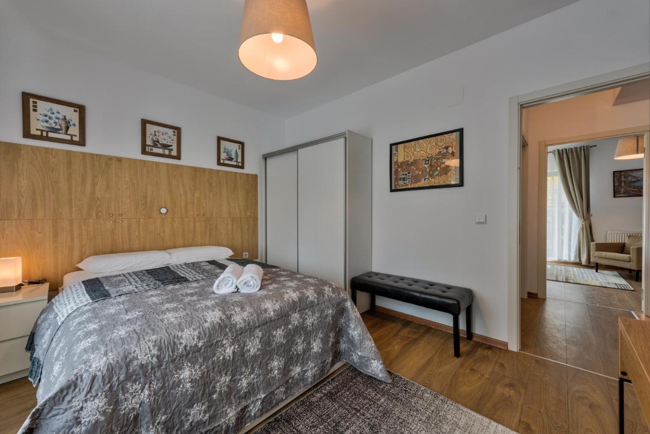 Bucharest Airport Suites & Villas 奥托佩尼 外观 照片